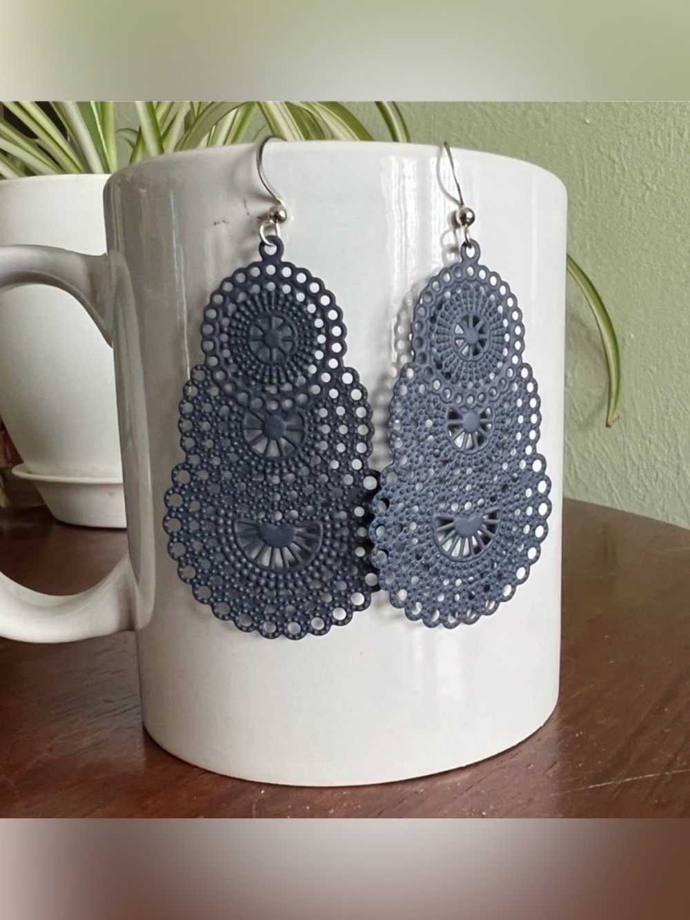 NWT Grey Filigree Boho Style Dangle Earrings